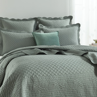Scallop Jacquard Juniper Coverlet Set by Renee Taylor Single/Double