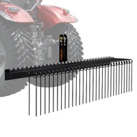 VEVOR Tow Behind Landscape Rake, 1.8m Tow Dethatcher with 32 Steel Tines, Lawn Dethatcher Rake Attaches to Category 1, 3 Point Hitch for Tractor, for 