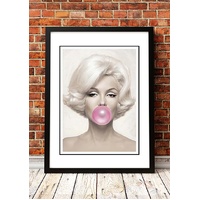 Marilyn Monroe 'Bubblegum' Framed Poster! - Framed A4